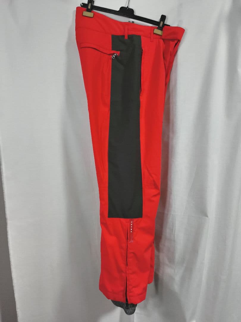 プラダ　スキーウェア　パンツ　GORE-TEX　超暖か