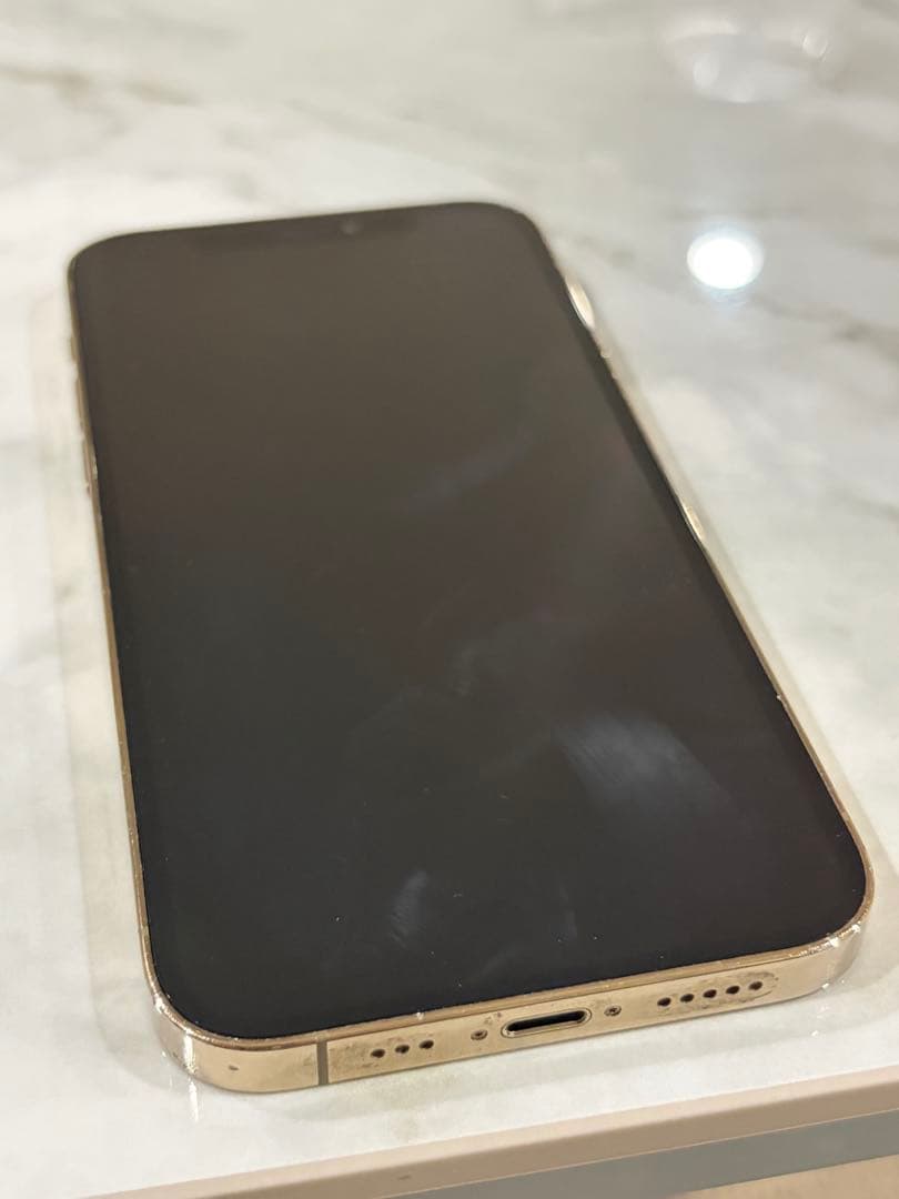 期間限定【緊急値下げ！！】iPhone 12 Pro 256GB ゴールド 本体