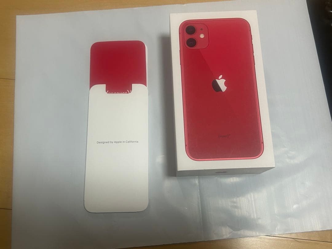 Apple iPhone 11 (PRODUCT)RED 本体