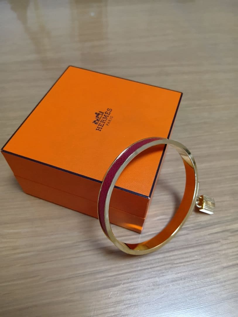HERMES✨️美品❋ケリー バングル レザー 赤❋
