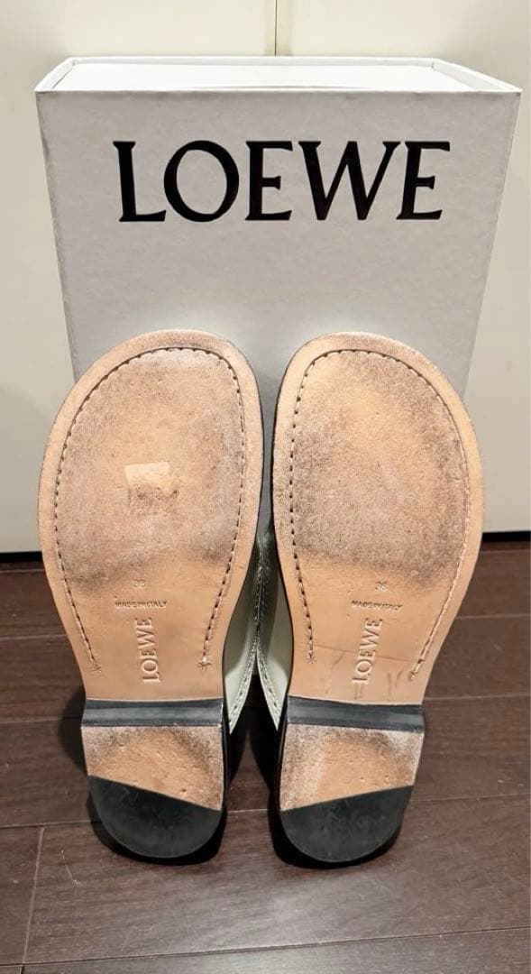 LOEWE メリージェーンミュール（38サイズ、ピスタチオ色）