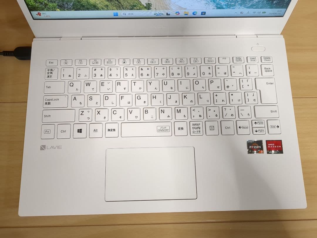Windowsノート本体 NEC LAVIE N1435/BAW Ryzen 3 8gb ssd256gb