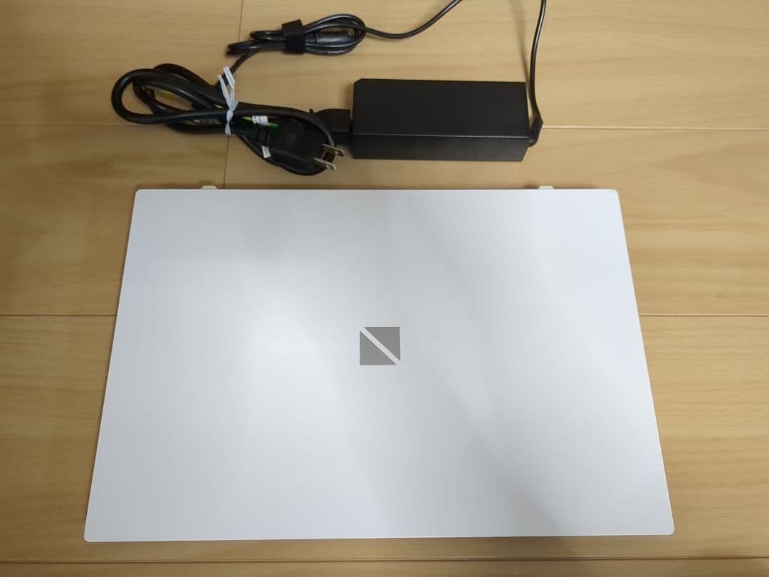 Windowsノート本体 NEC LAVIE N1435/BAW Ryzen 3 8gb ssd256gb