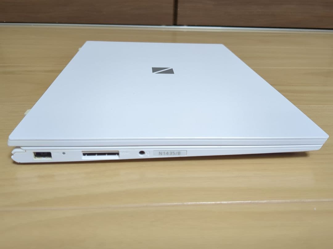 Windowsノート本体 NEC LAVIE N1435/BAW Ryzen 3 8gb ssd256gb
