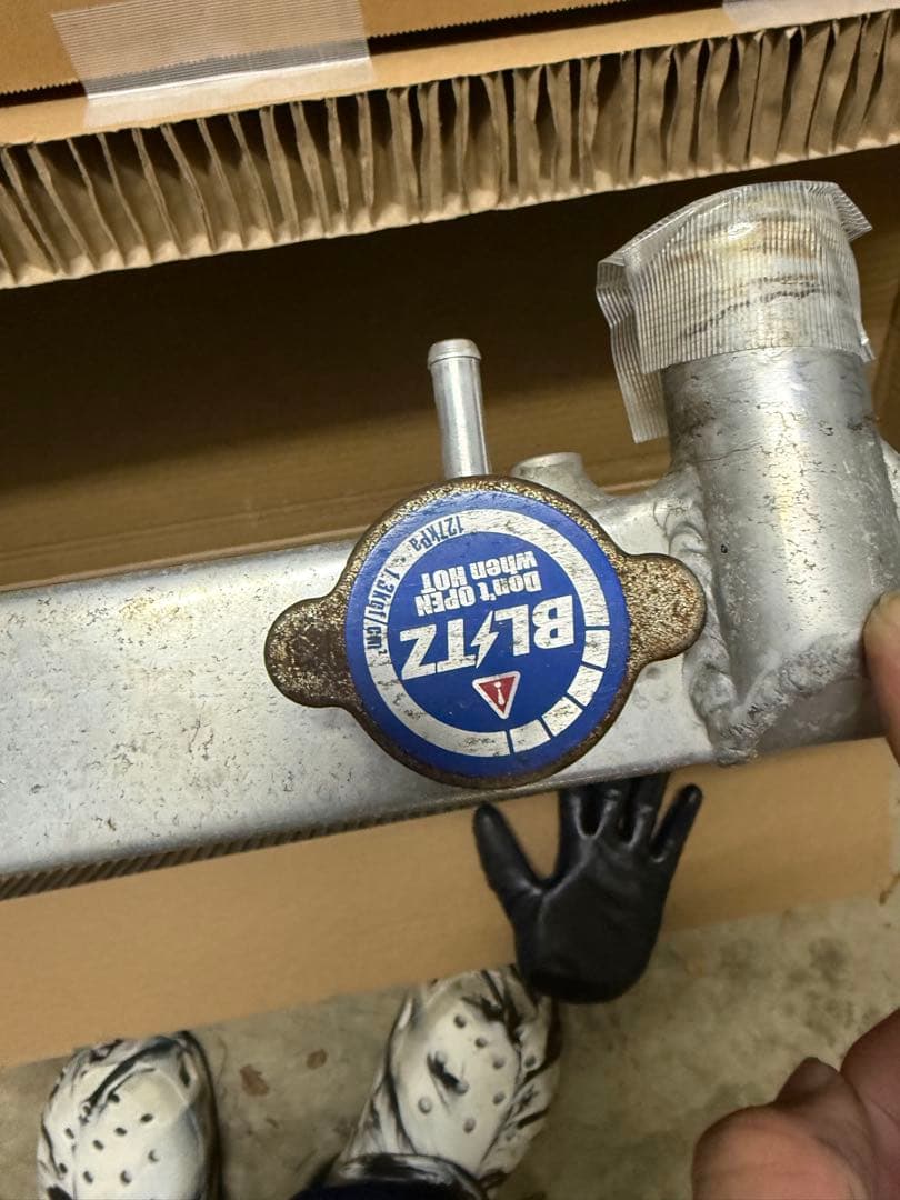 JZX100用BLITZ アルミラジエーター