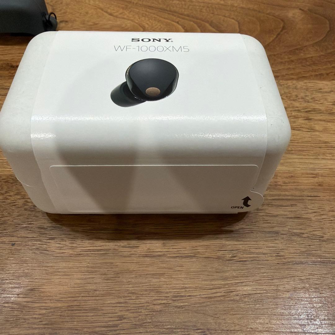 SONY WF-1000XM5 ブラック　完品　美品　おまけ付き