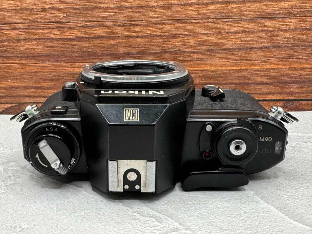 Nikon EM + 43-86mm F3.5 Ai｜完動お得セット