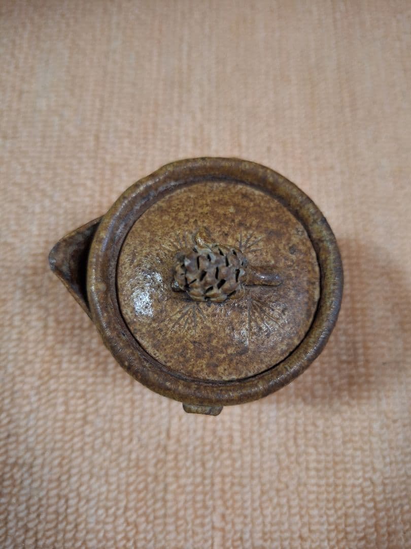 備前焼、松毬摘み、宝瓶