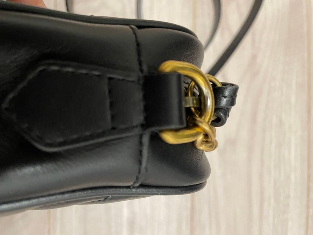 GUCCI マーモント　ミニレザークロスボディバッグ