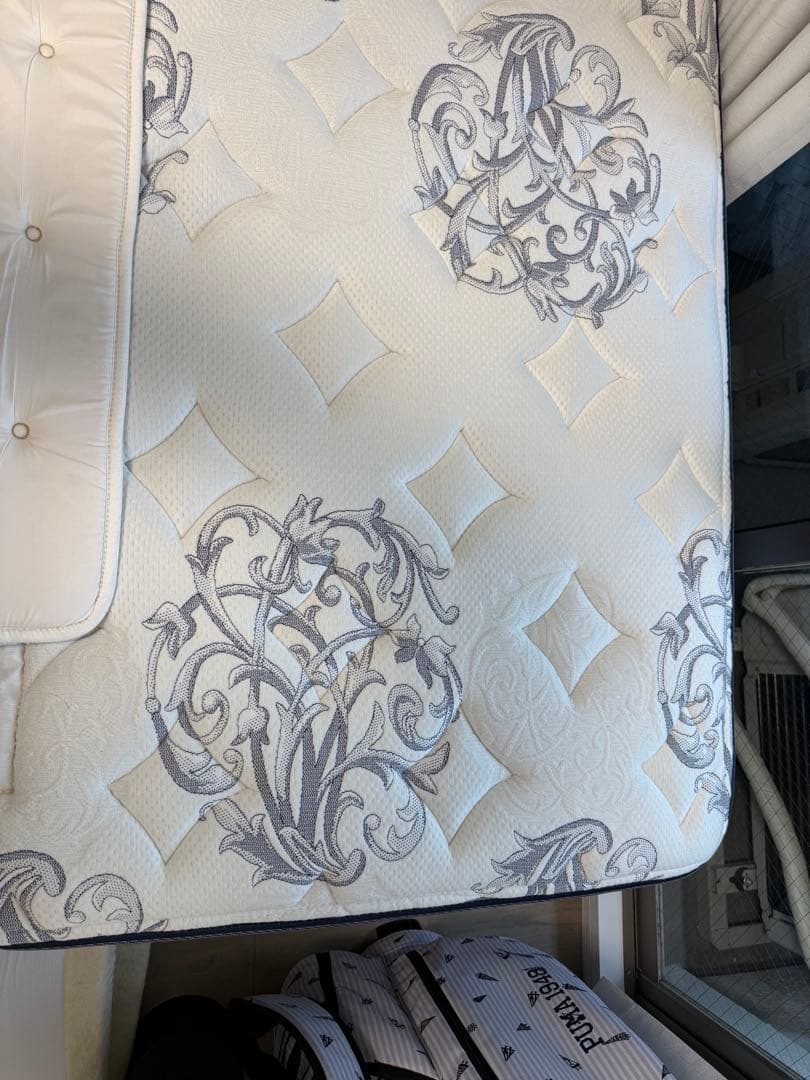 【送料概ね込】ニトリ クイーンベッドフレーム&マットレス