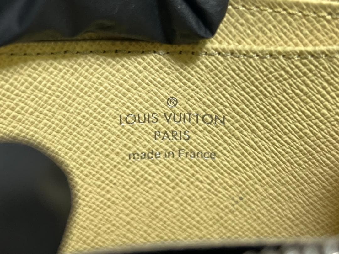 Louis Vuitton モノグラム・イリュージョン コンパクトウォレット