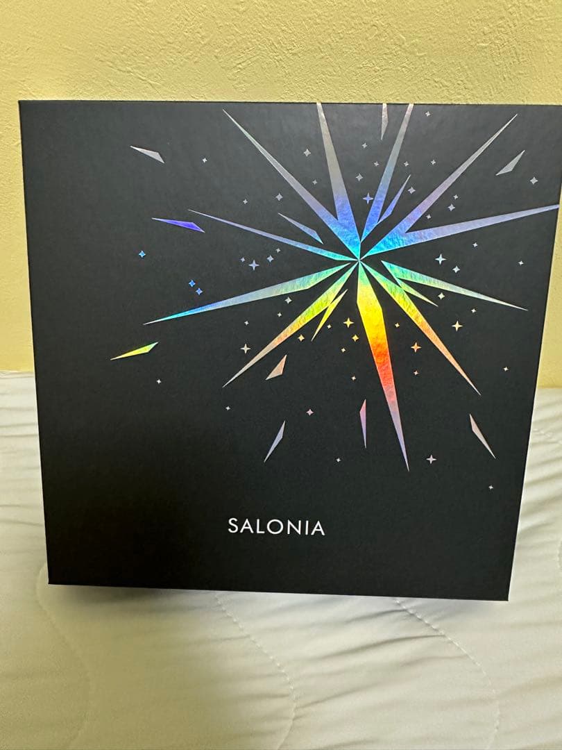 サロニア EMSリフトブラシ 3DケアギフトBOX（ブラック）