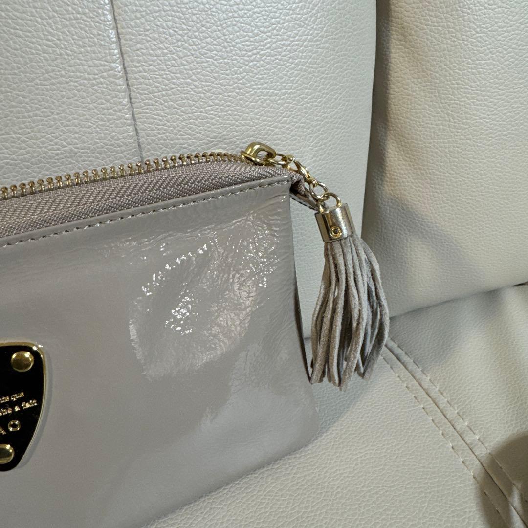 アタオ　ブーブー　エナメル