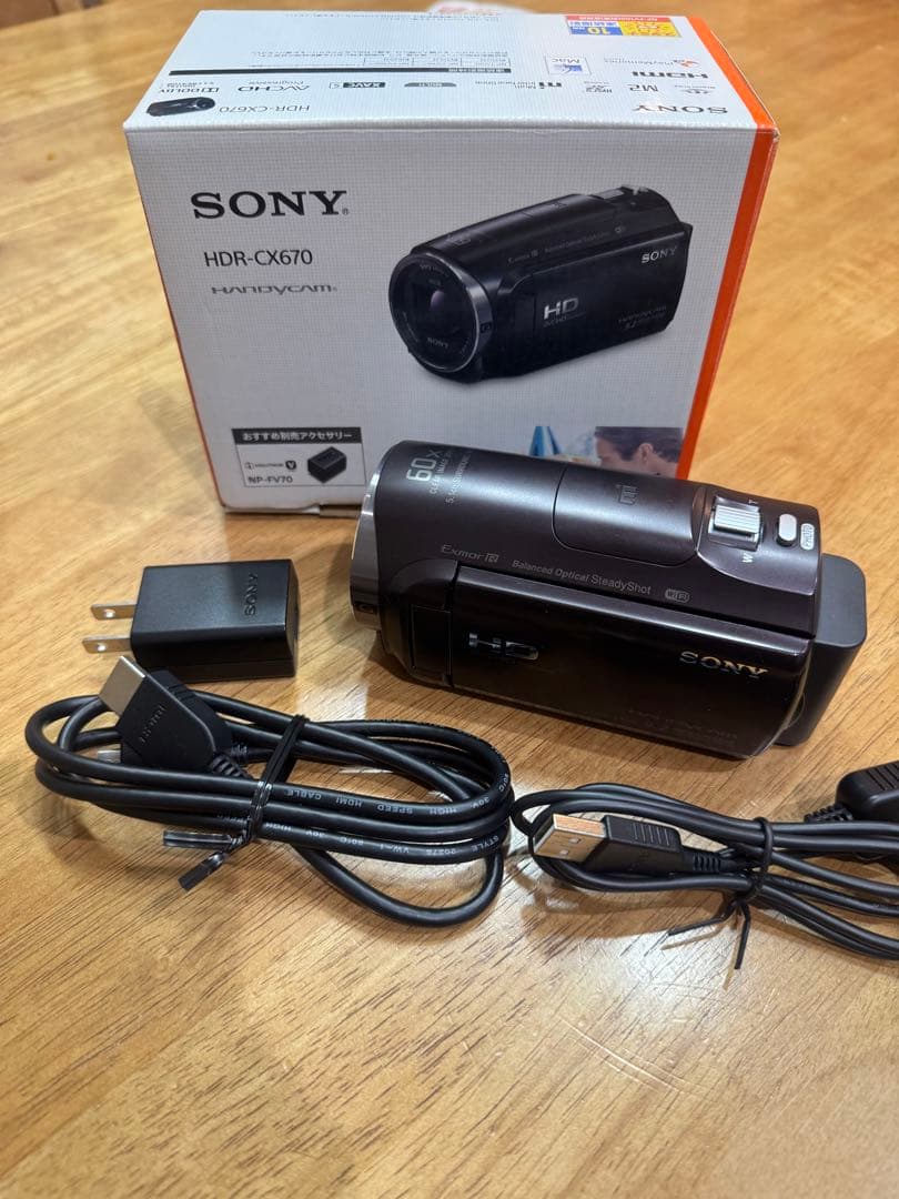 SONY HDR-CX670 ハンディカム　ビデオカメラ