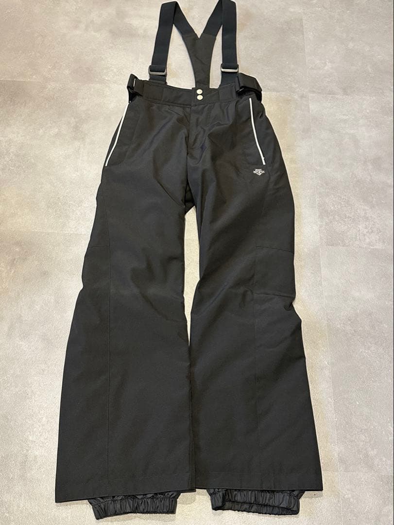 DESCENTE ホワイトスキーウェア 女性用