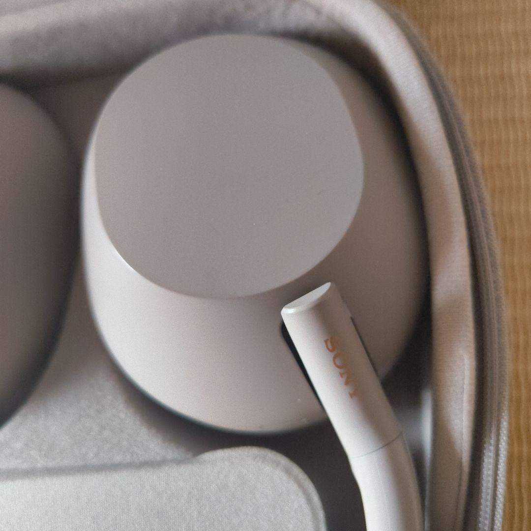 SONY ヘッドホン WH-1000XM5　スモーキーピンク