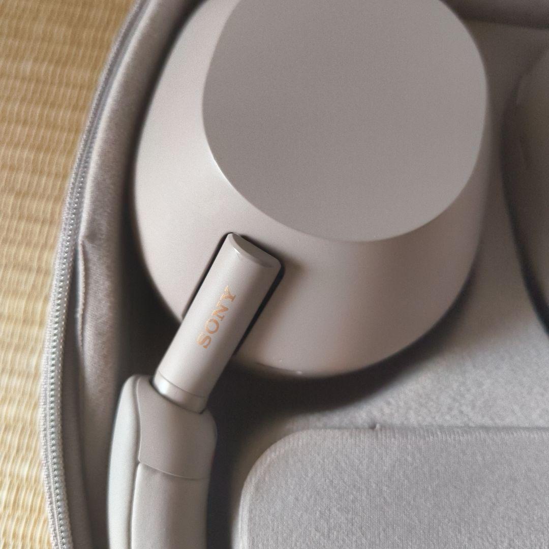 SONY ヘッドホン WH-1000XM5　スモーキーピンク