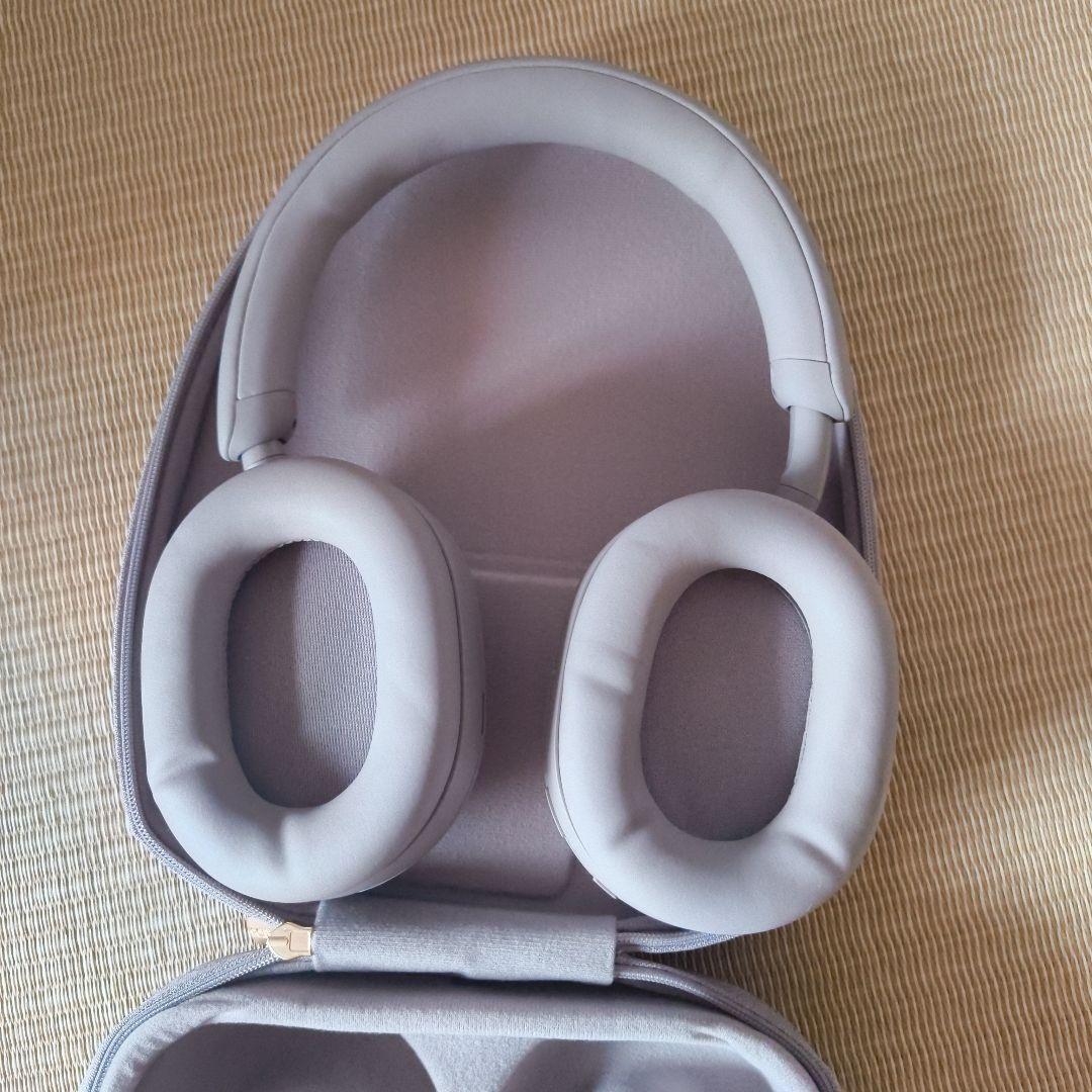 SONY ヘッドホン WH-1000XM5　スモーキーピンク