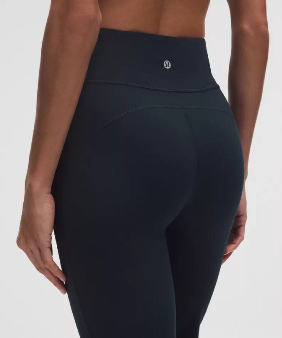新品LululemonルルレモンGrooveハイライズブーツカットパンツショート