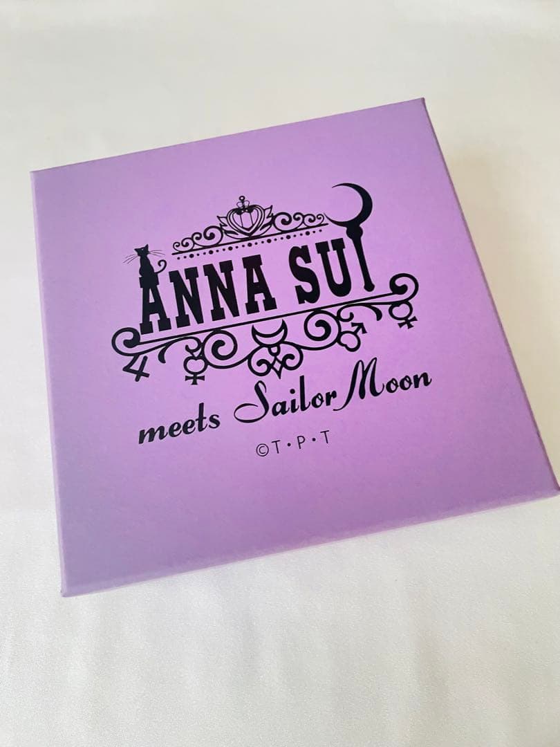 セーラームーン　伊勢丹　ANNA SUI チェンジスター　イヤーカフ