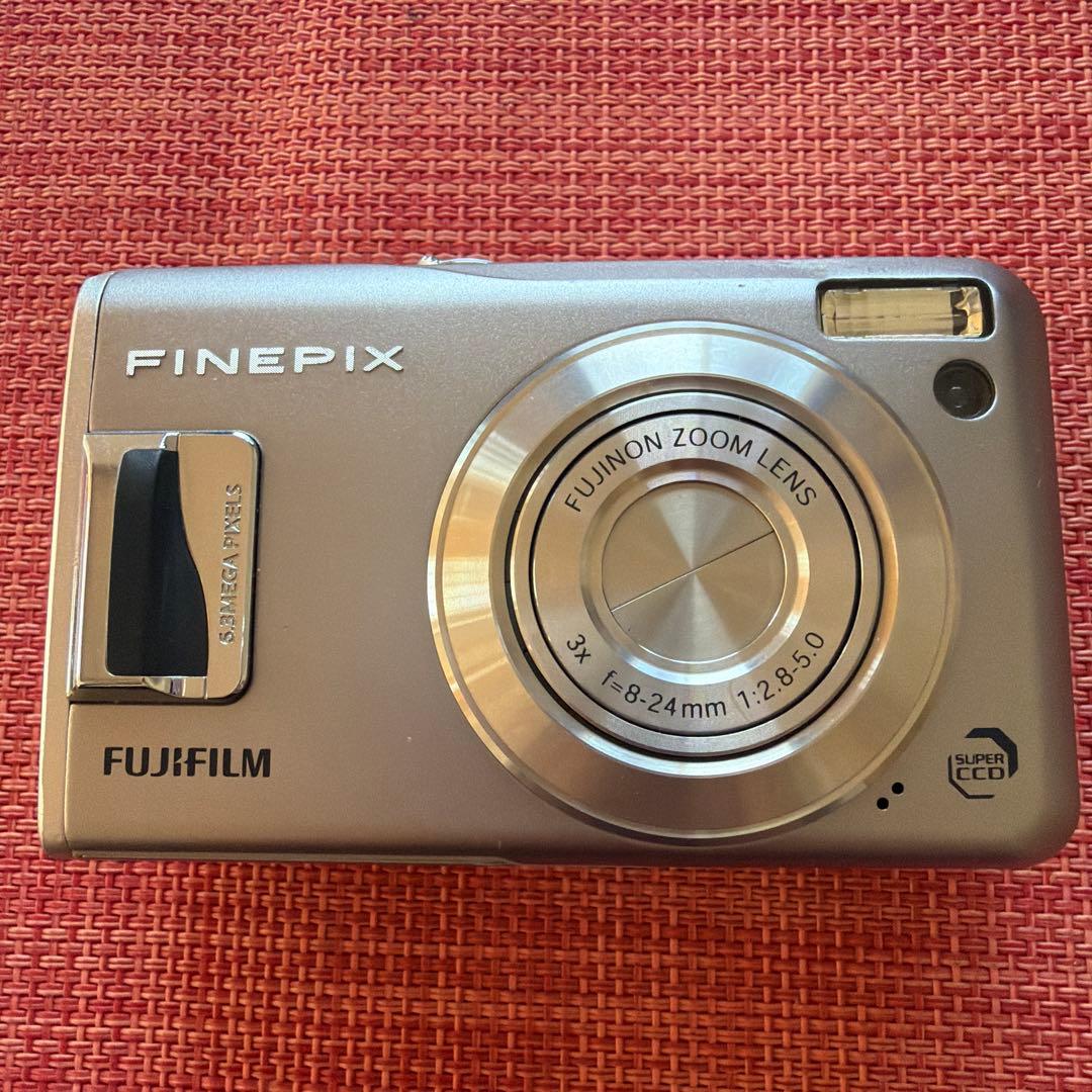 コンパクトデジタルカメラ富士フィルム　Fine pixF31fd [中古品]