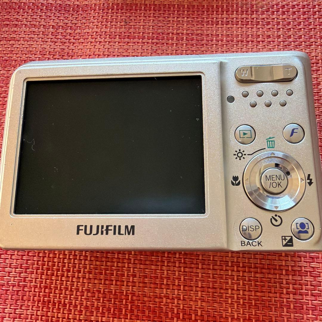 コンパクトデジタルカメラ富士フィルム　Fine pixF31fd [中古品]