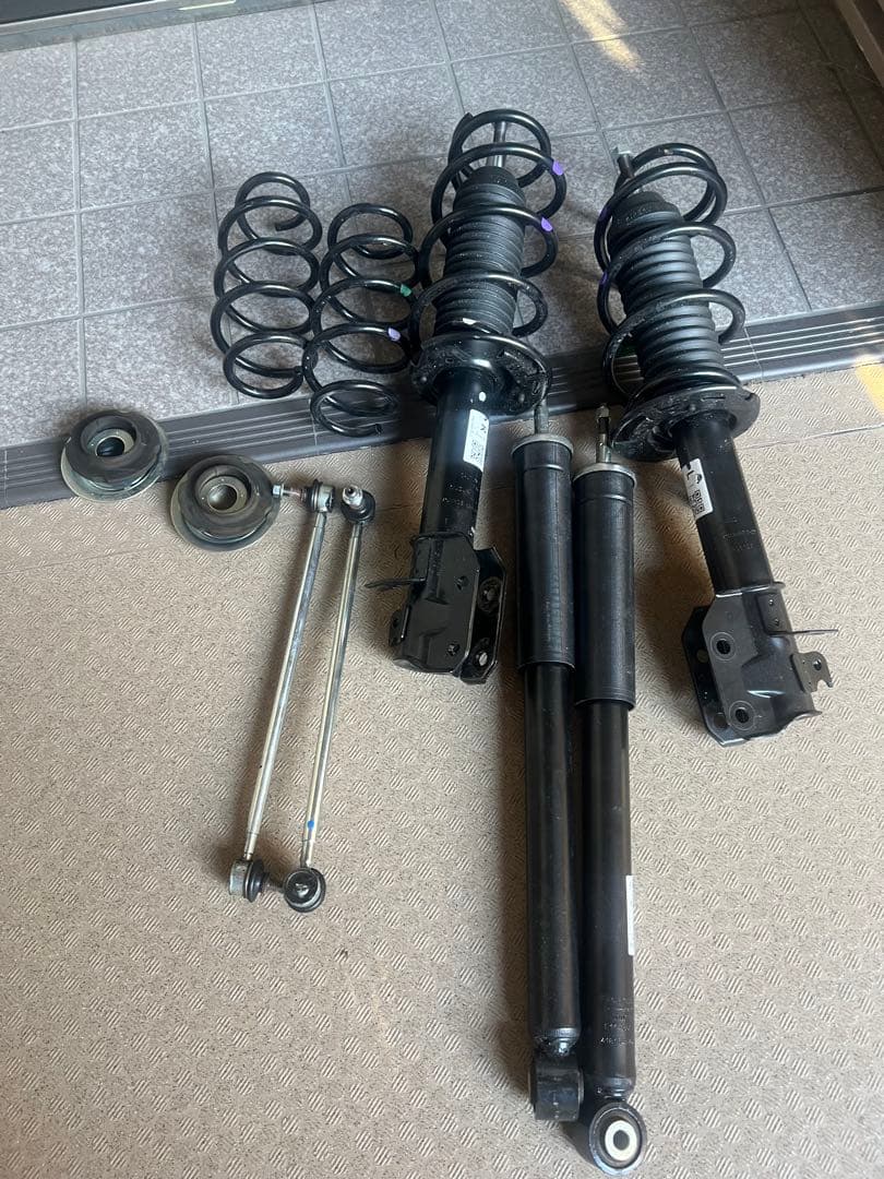 スイフトスポーツzc33sサスペンション
