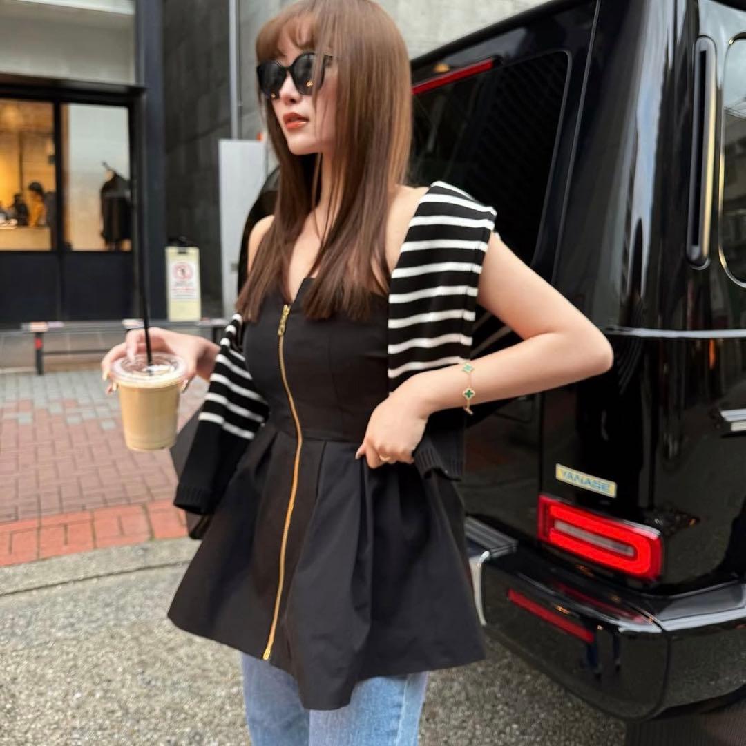 sheller シェリエ　ベアペプラムトップス