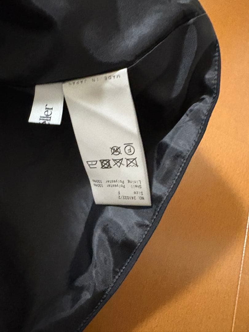 sheller シェリエ　ベアペプラムトップス