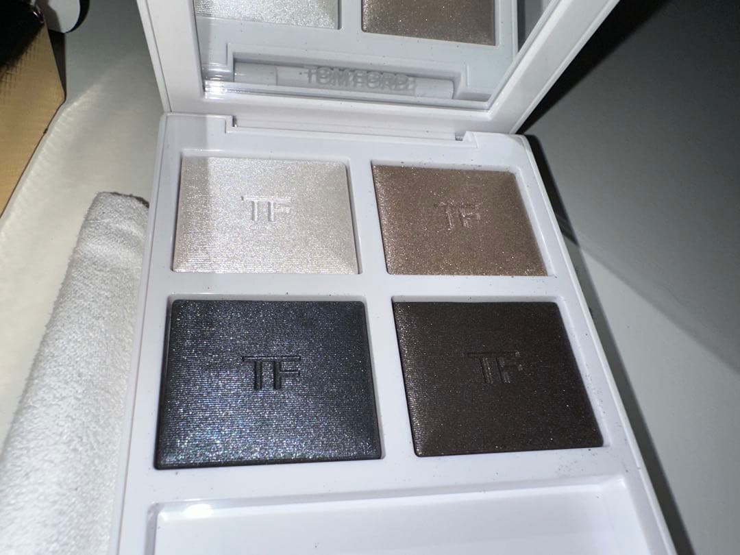 トム・フォード ビューティ アイカラークォード01ソレイユ ネージュ