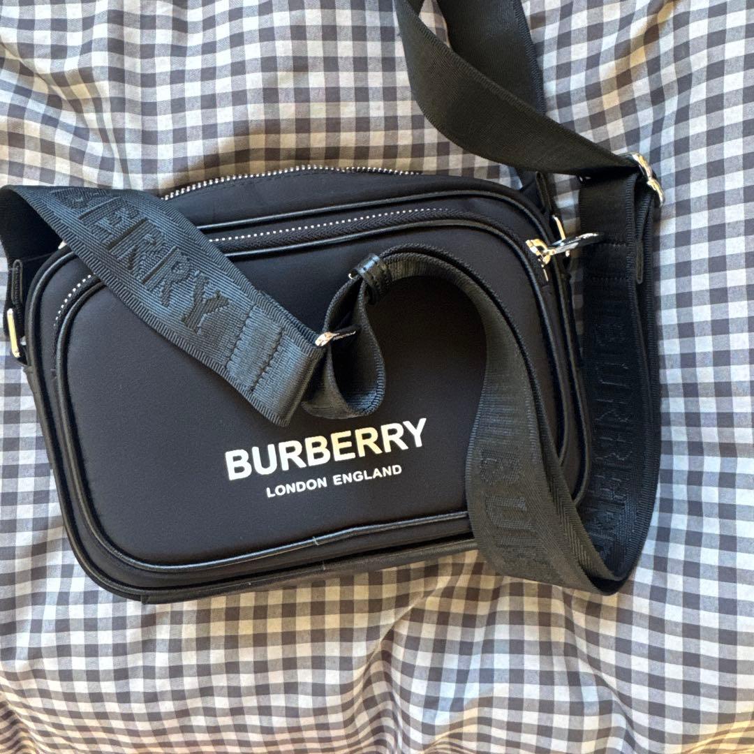 Burberry ショルダーバッグ