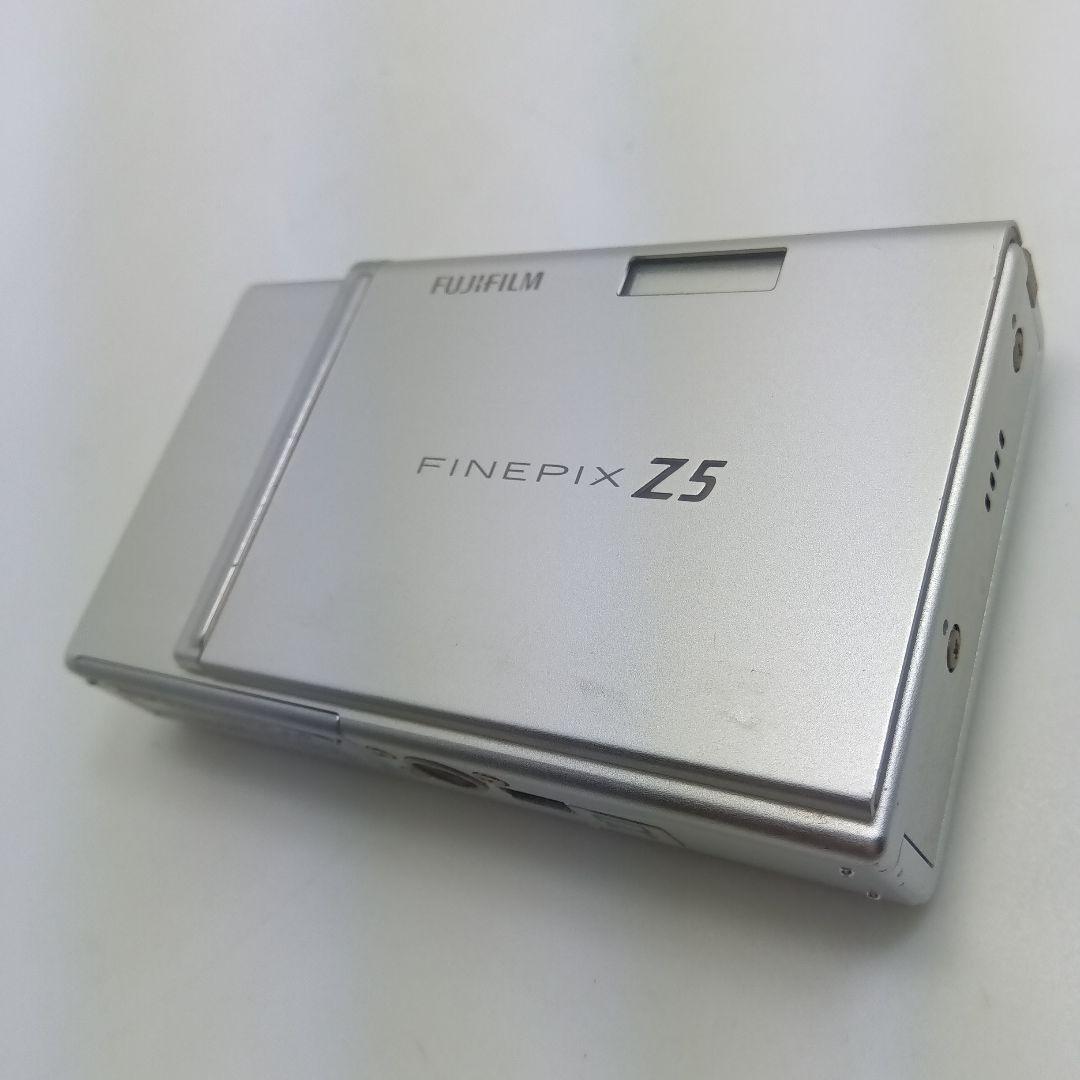 FUJIFILMデジカメ（FinepixZ5fd）