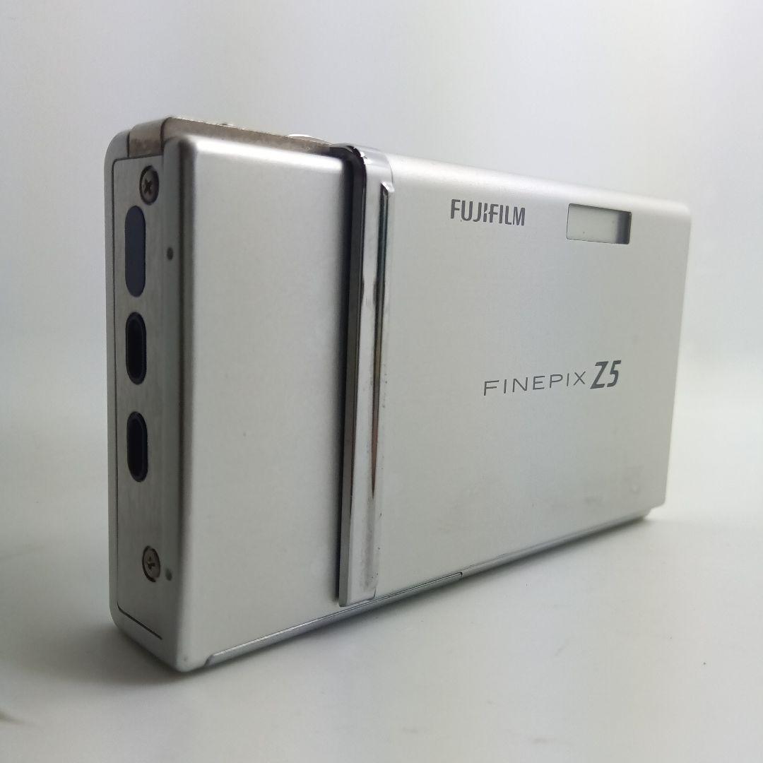 FUJIFILMデジカメ（FinepixZ5fd）