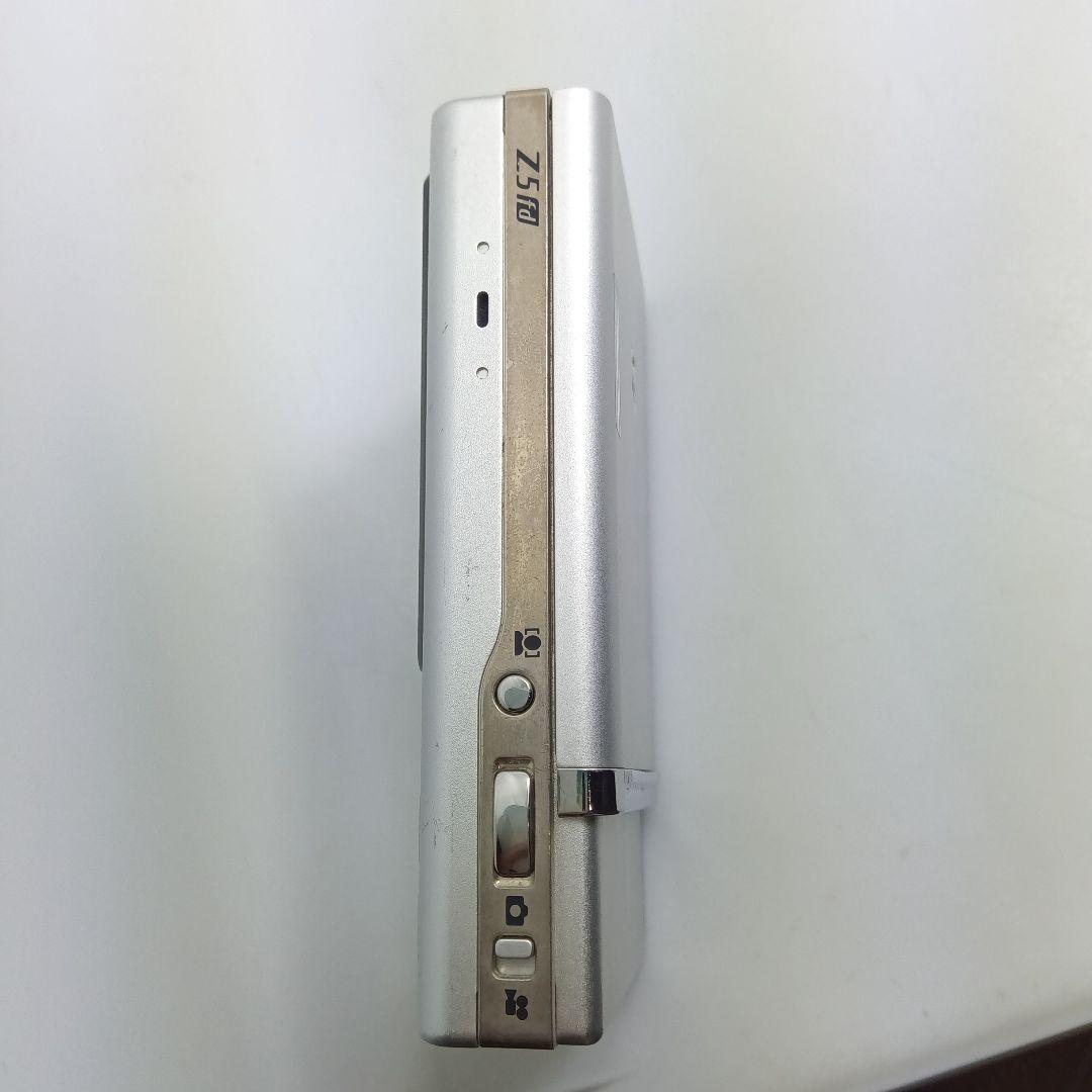 FUJIFILMデジカメ（FinepixZ5fd）