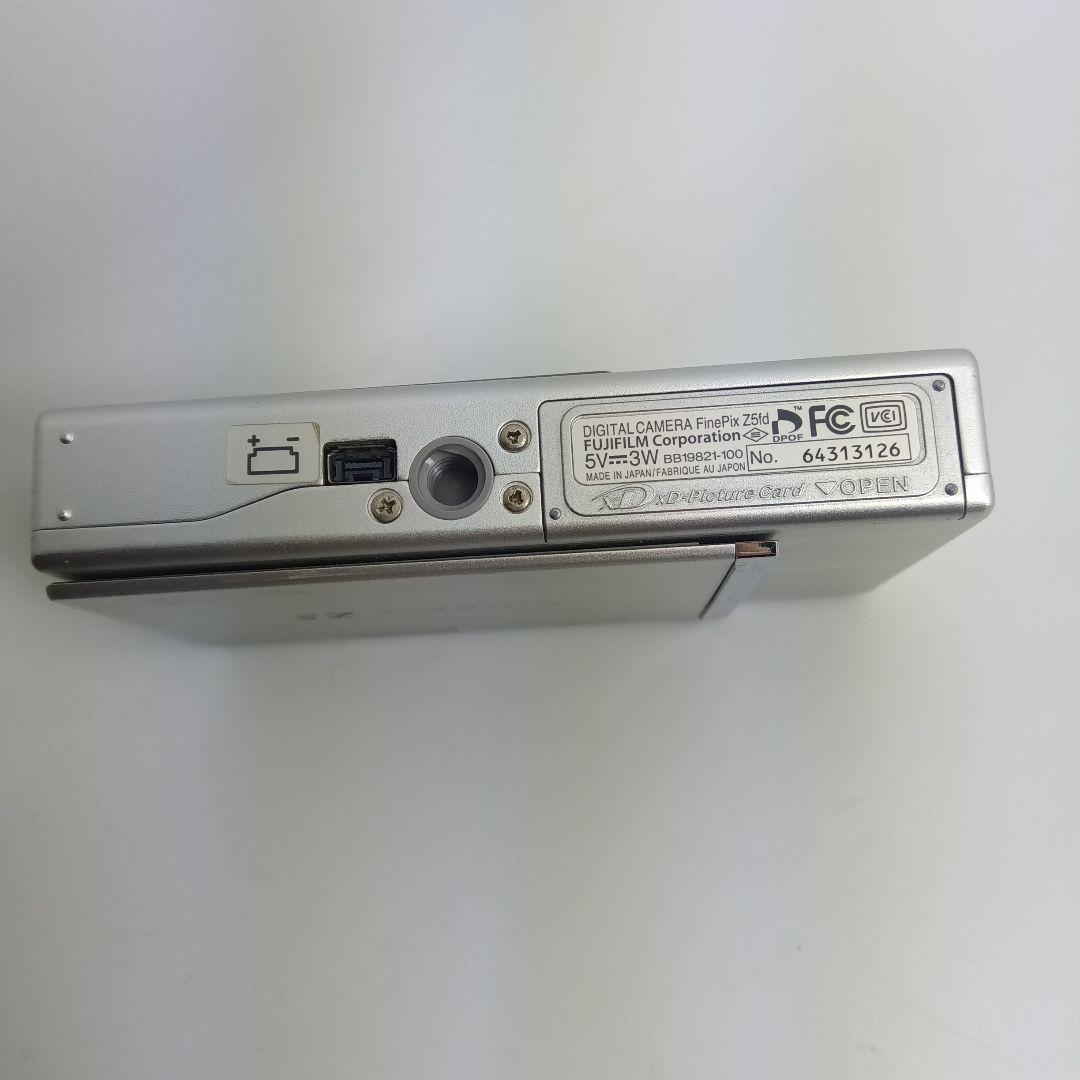 FUJIFILMデジカメ（FinepixZ5fd）
