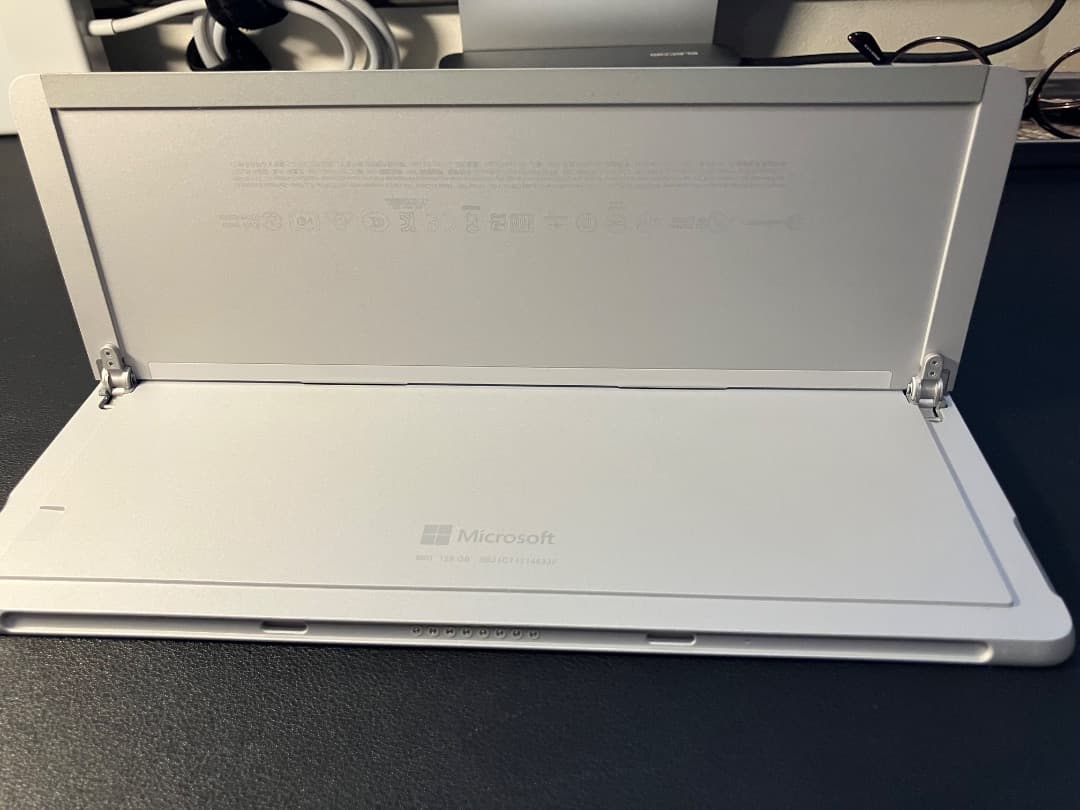 Microsoft Surface Go 3 本体