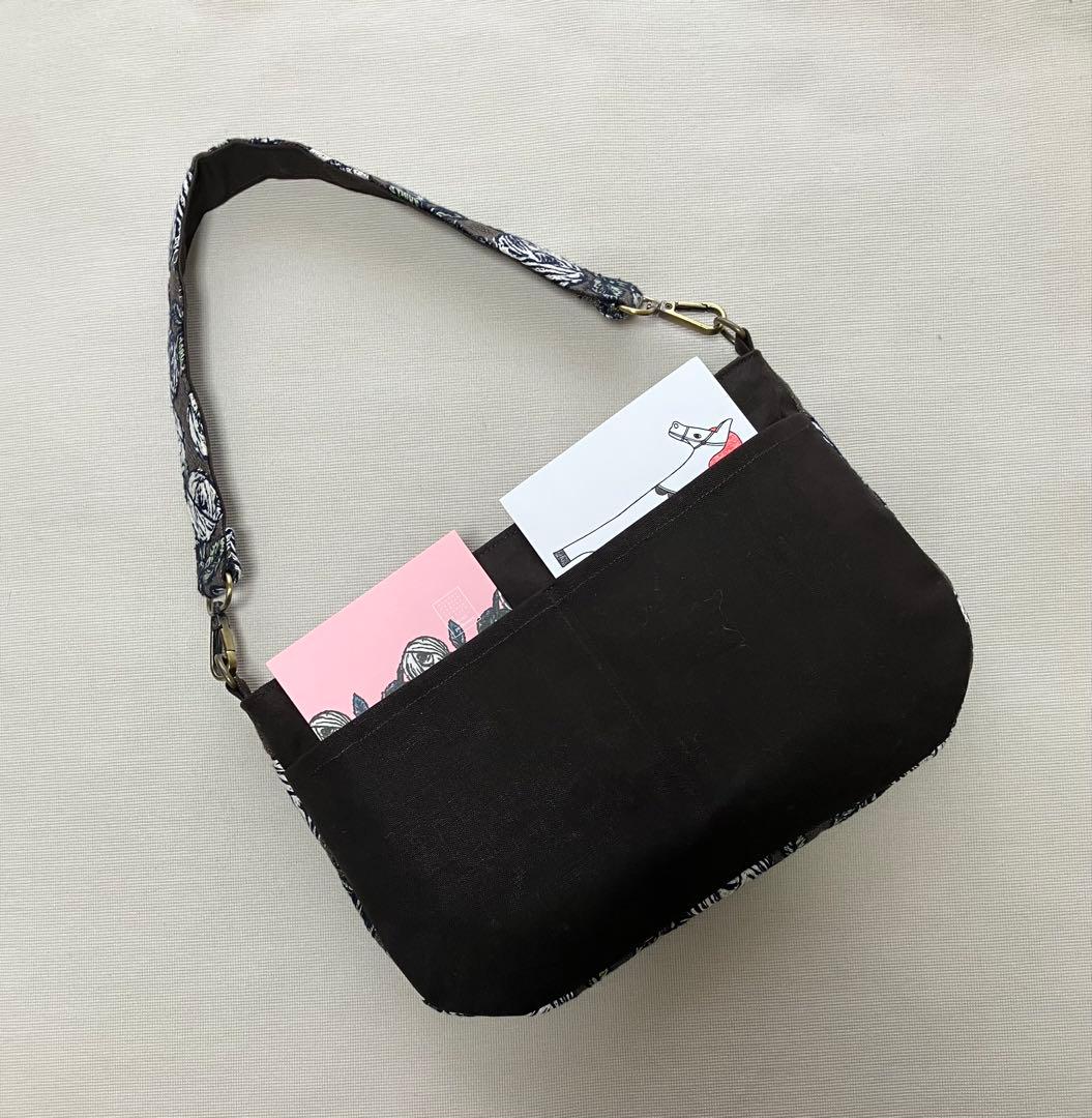 ミナペルホネン ハンドメイド　rosy 天マチ付きファスナー ショルダーバッグ