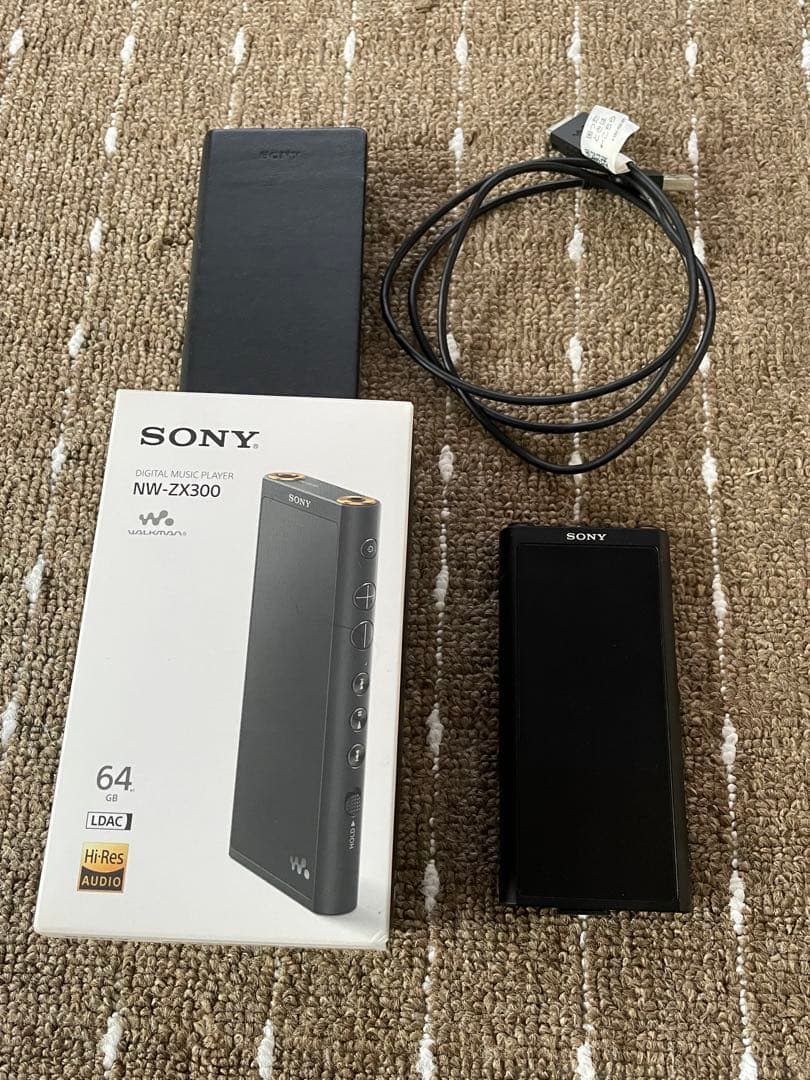 SONY WALKMAN NW-ZX300 64GB カバー付き