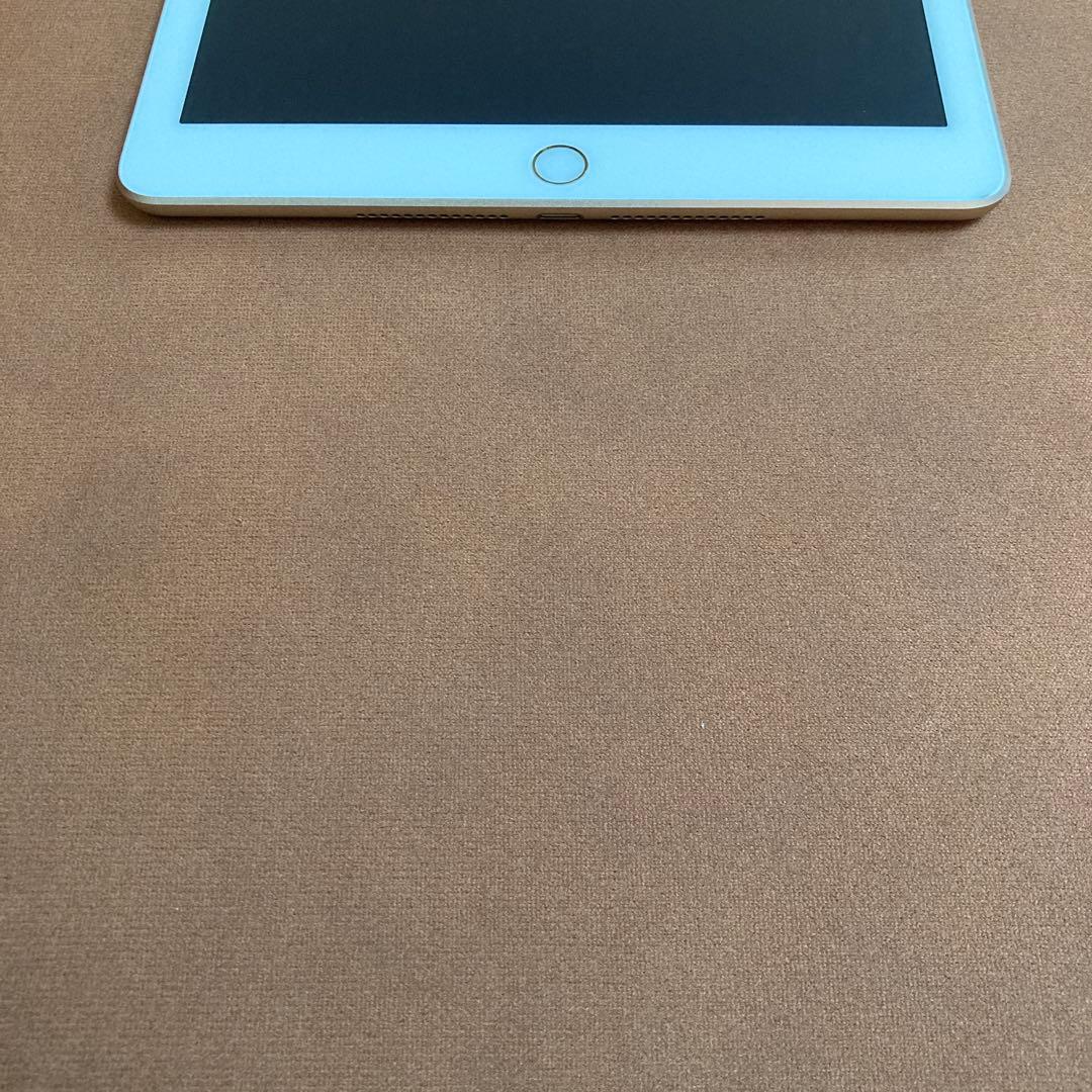 3554【早い者勝ち】iPad5 第5世代 32GB SIMフリー☆