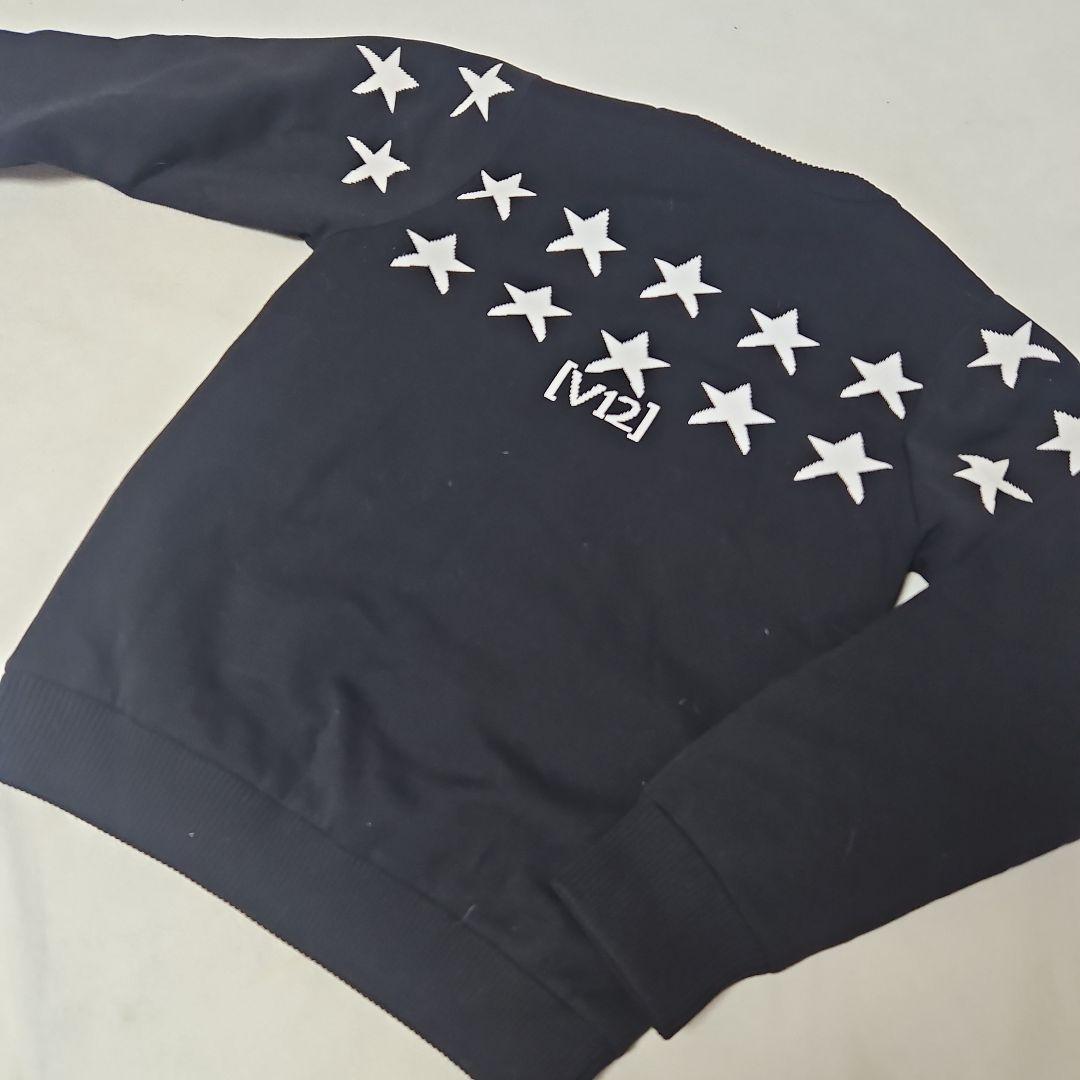 V12 防風裏地付 黒 星刺繍 セーター 2