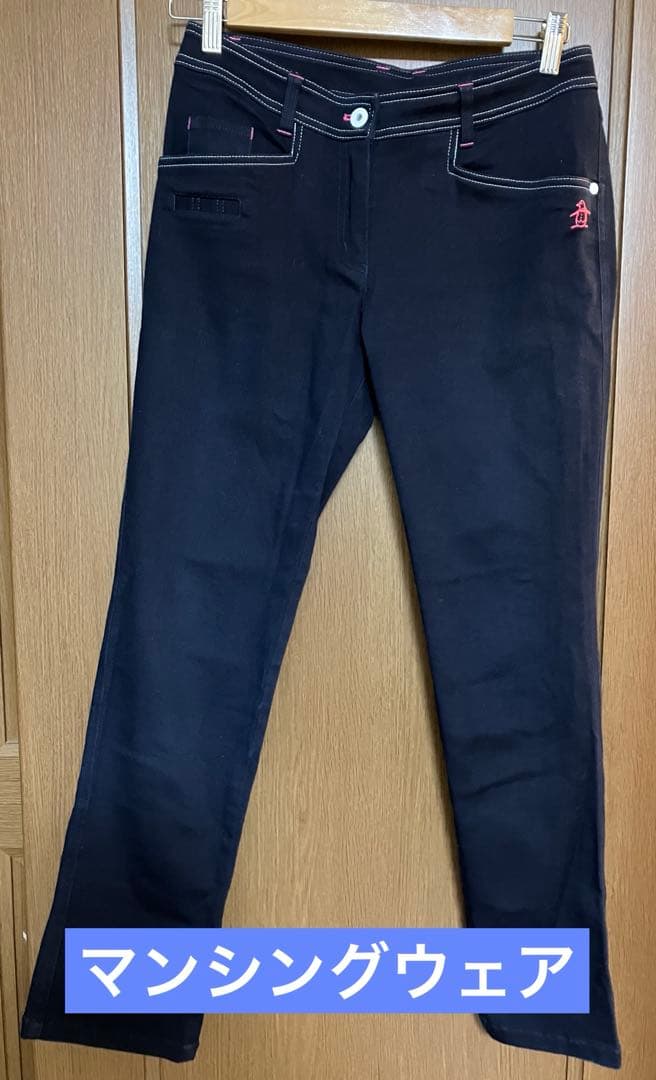 専用 未使用 マンシングウェア ゴルフ パンツ 11号 ネイビー ペンギン刺繍