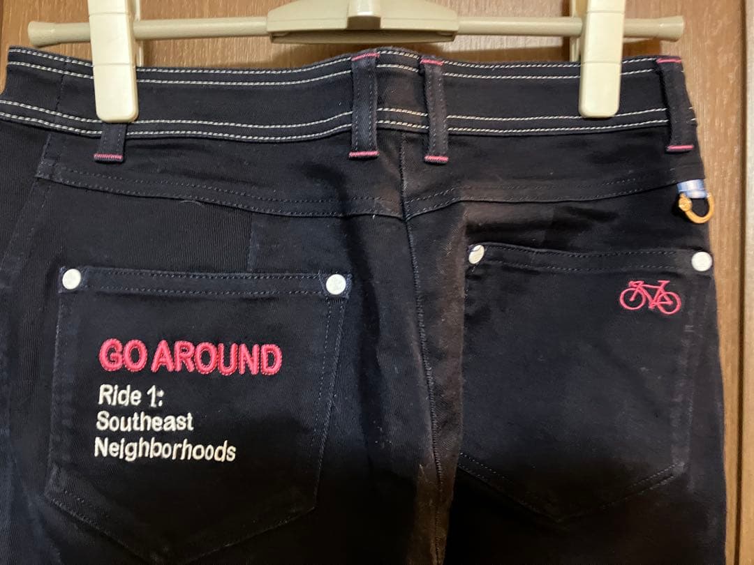 専用 未使用 マンシングウェア ゴルフ パンツ 11号 ネイビー ペンギン刺繍