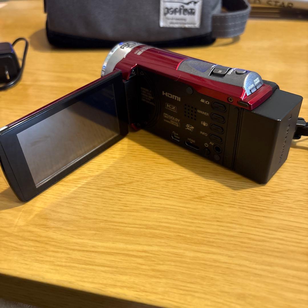 【動作品】JVC ビデオカメラ 赤色 三脚 HDMIケーブル付き