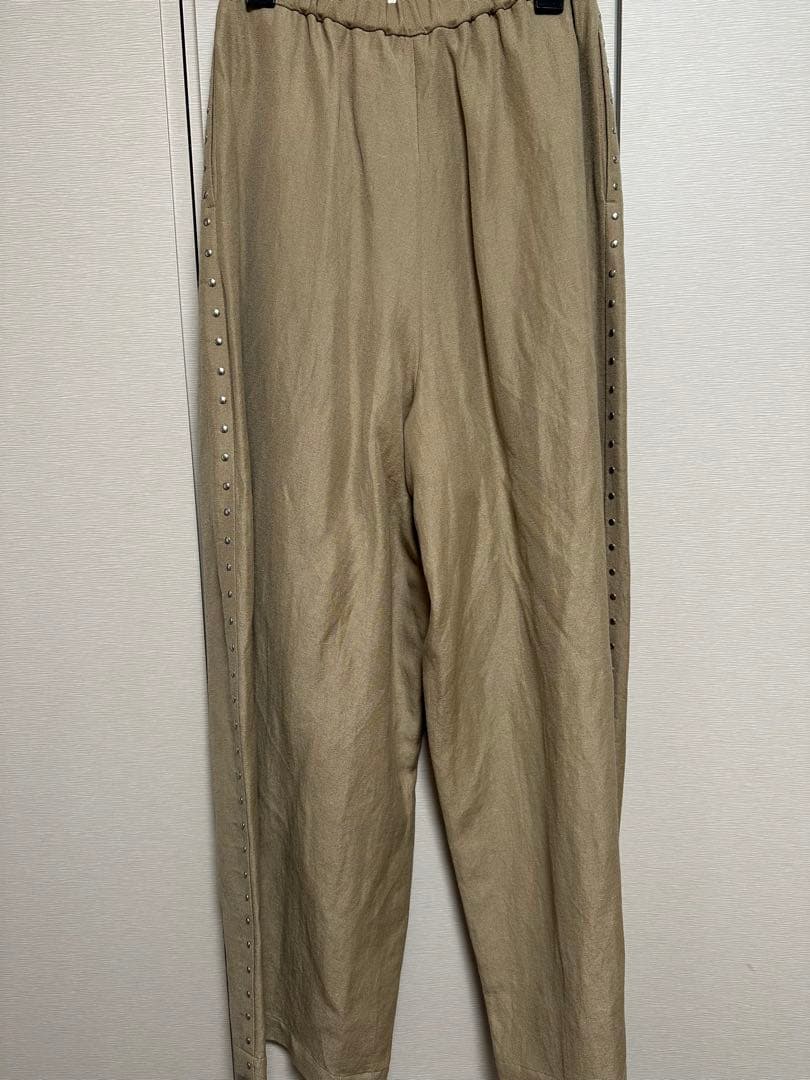 【美品】新作　カレンソロジー　リネンウールスタッズパンツ