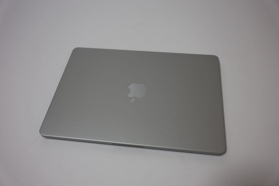 M3 MacBook Air 13インチ (スペースグレー)