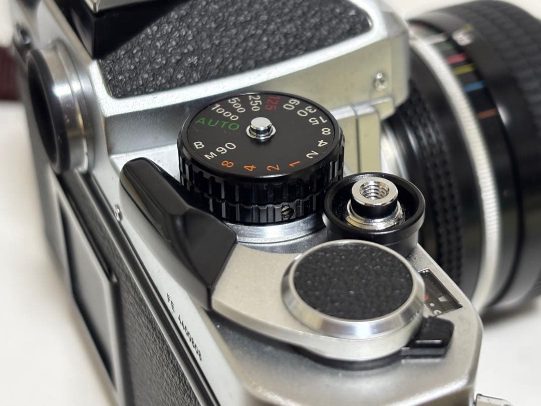 フィルム一眼レフ Nikon FE シルバー 28mmレンズ付き