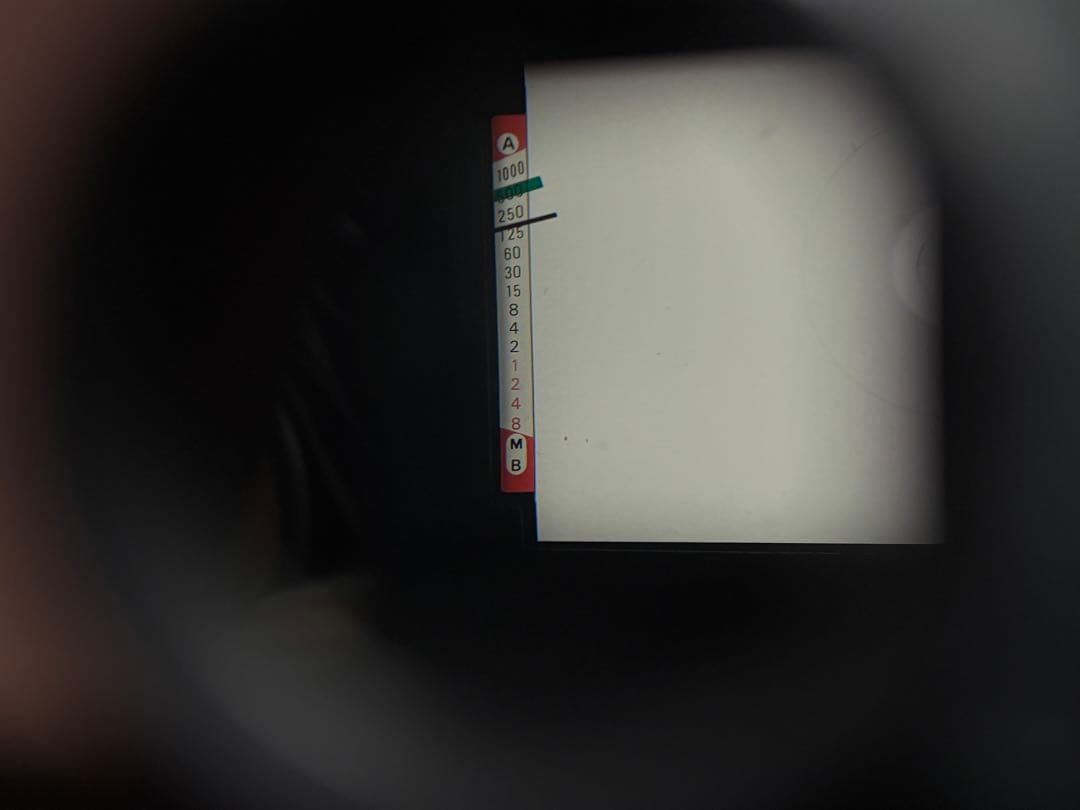 フィルム一眼レフ Nikon FE シルバー 28mmレンズ付き