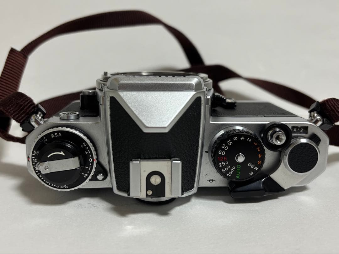 フィルム一眼レフ Nikon FE シルバー 28mmレンズ付き
