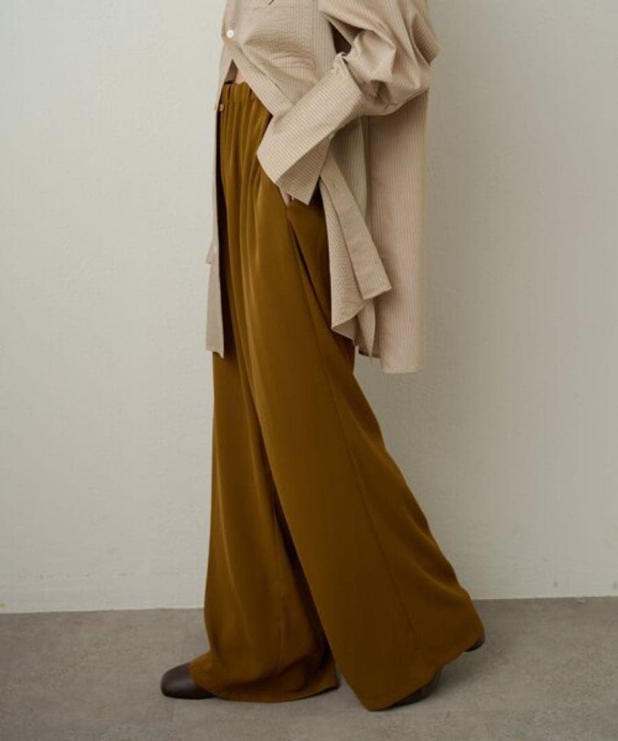 【美品】　トロミイージーパンツ　キャメル