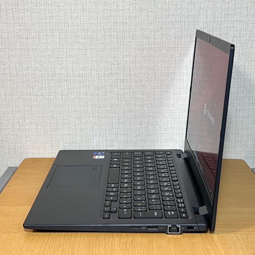 DYNABOOK G83/HR i7第11世代16GBメモリ512GB SSD